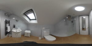 Room 15 – Lily Rose Suite bathroom – LilyRose Hotel