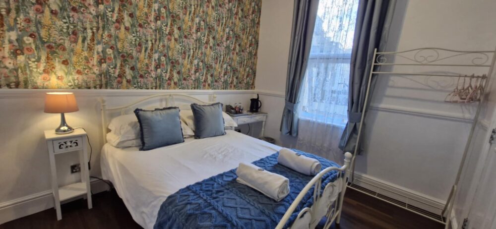 6bbbdf38-874f-4ef2-8db7-25401fd8ad46